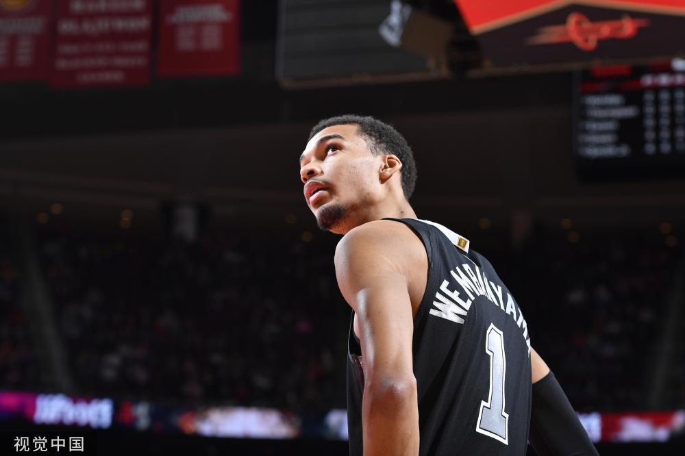 面对高山般 面对高山般