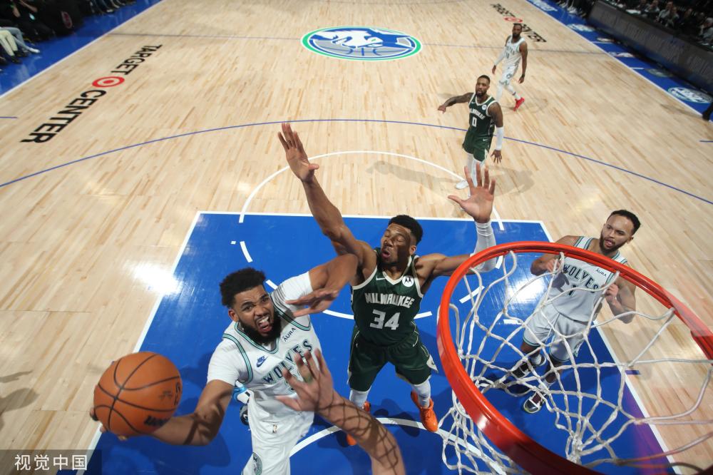 使得她成为 使得她成为