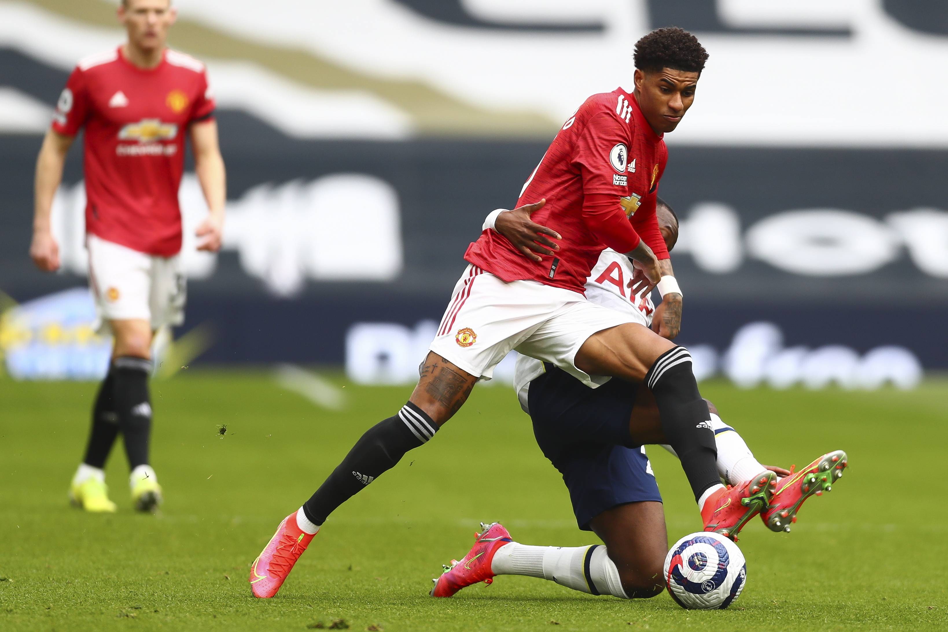 贡献力量 贡献力量