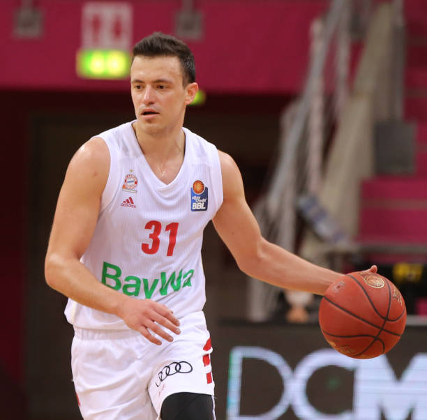 频频打出高 频频打出高