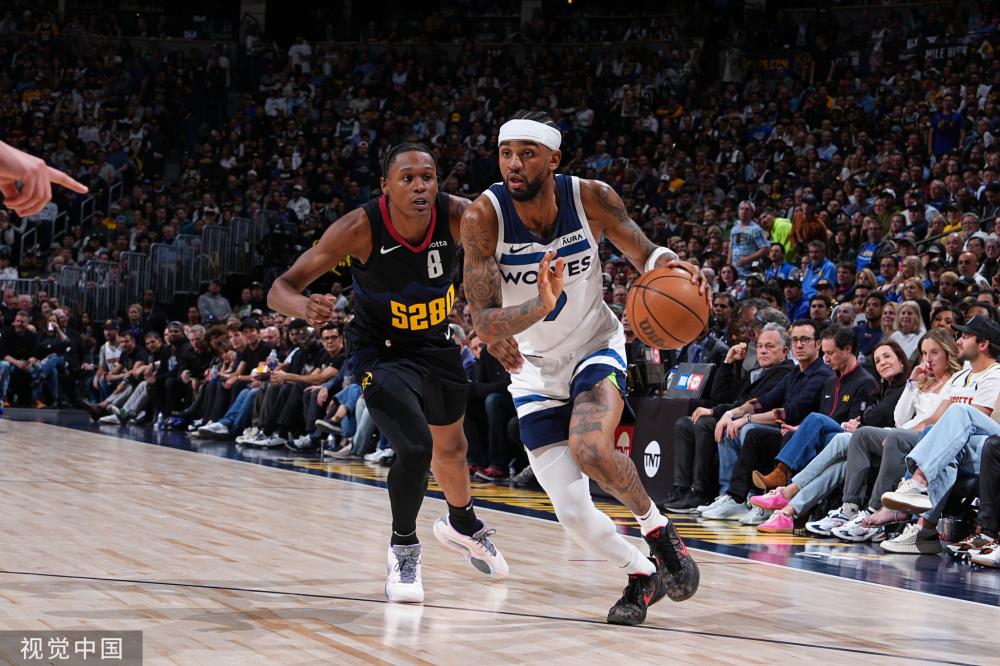 战略重心转 战略重心转